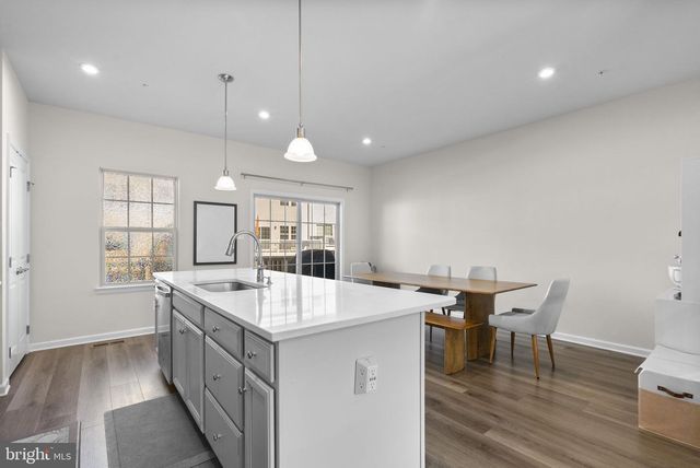 7911 MINE RUN RD, Hanover, MD 21076