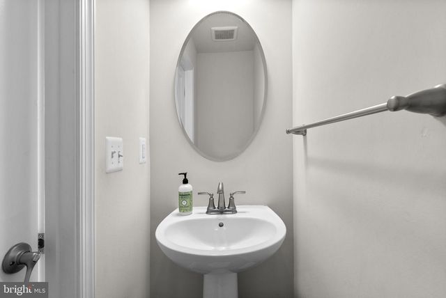 7911 MINE RUN RD, Hanover, MD 21076