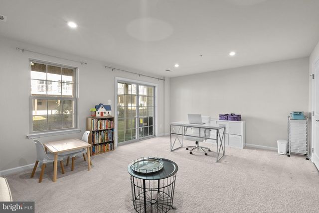 7911 MINE RUN RD, Hanover, MD 21076