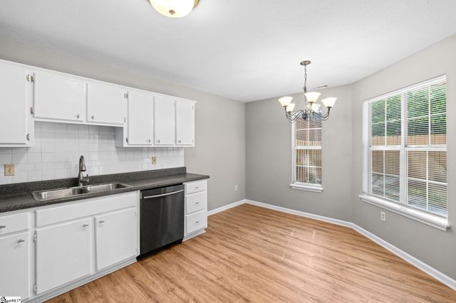100 Mosspoint Drive, Greenville, SC 29617