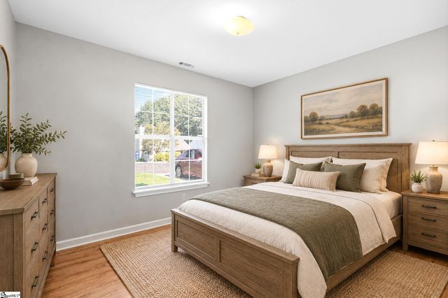 100 Mosspoint Drive, Greenville, SC 29617