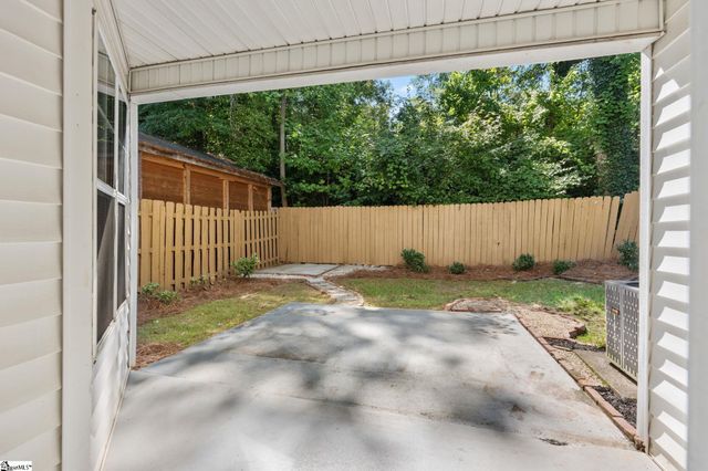 100 Mosspoint Drive, Greenville, SC 29617