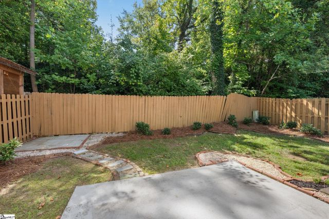 100 Mosspoint Drive, Greenville, SC 29617