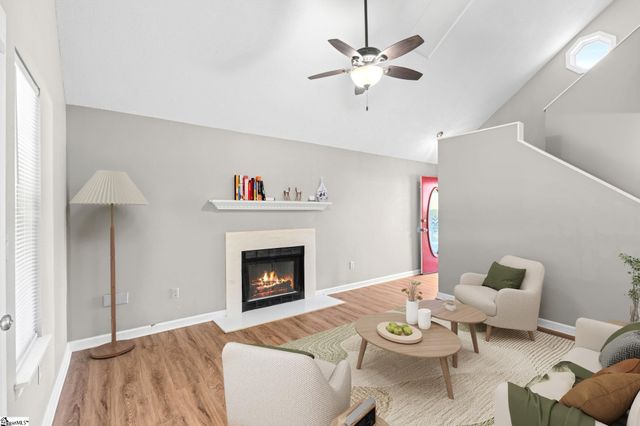 100 Mosspoint Drive, Greenville, SC 29617
