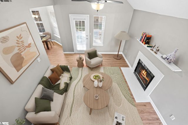 100 Mosspoint Drive, Greenville, SC 29617