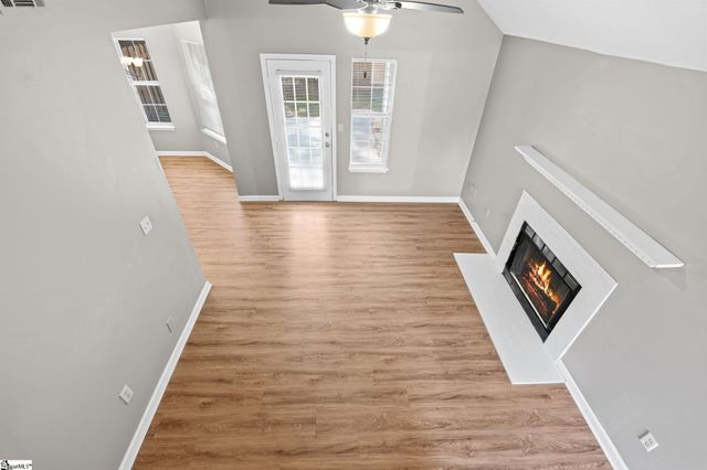 100 Mosspoint Drive, Greenville, SC 29617
