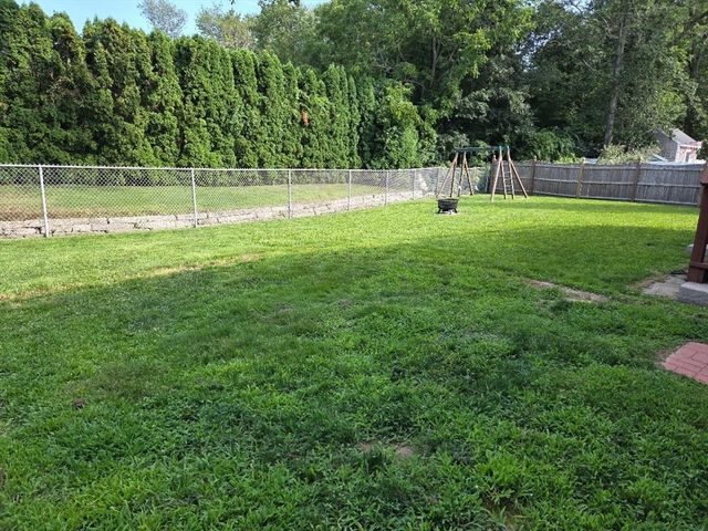 64 Woolley Ave, Somerset, MA 02726