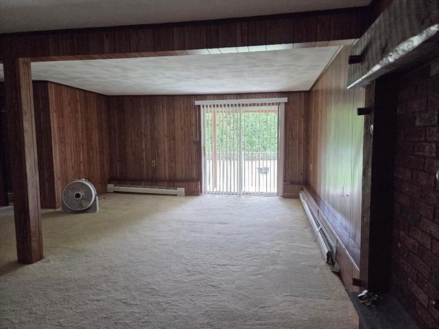 64 Woolley Ave, Somerset, MA 02726