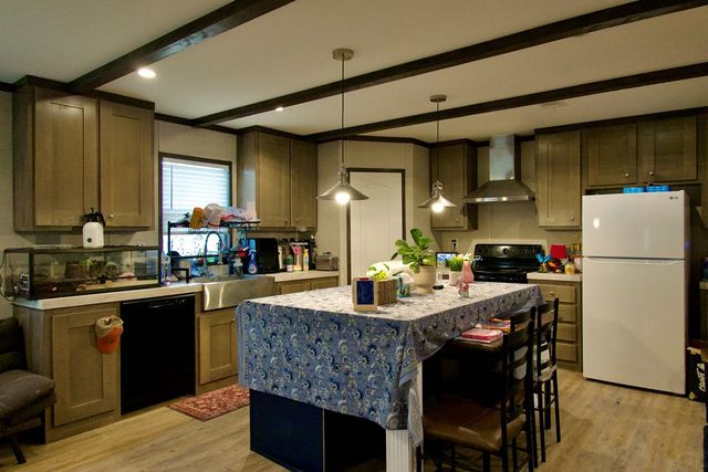 300 Reed Rd, Big Spring, TX 79720