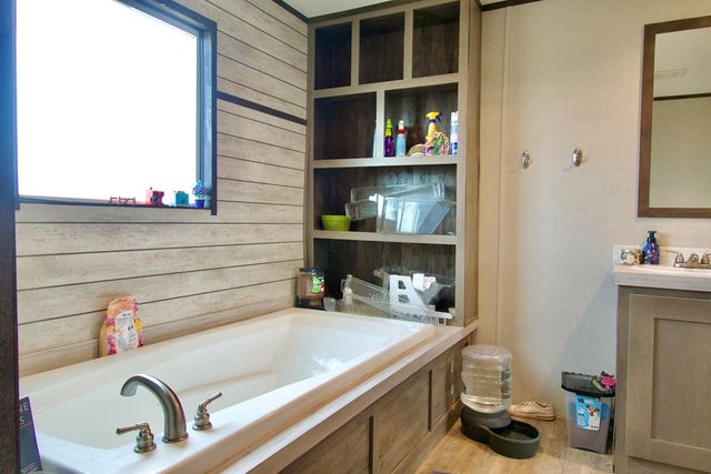 300 Reed Rd, Big Spring, TX 79720