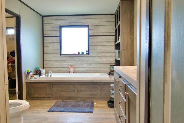 300 Reed Rd, Big Spring, TX 79720