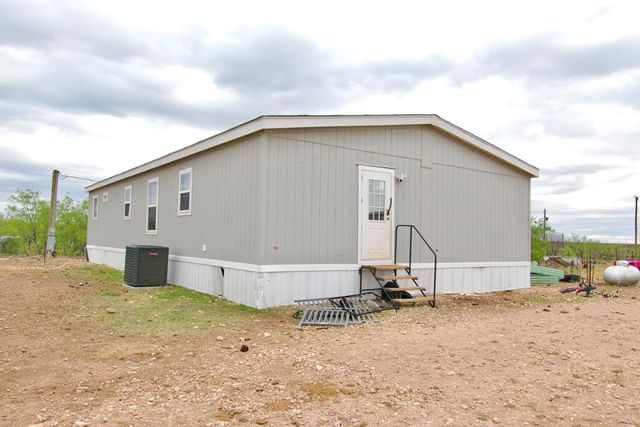 300 Reed Rd, Big Spring, TX 79720