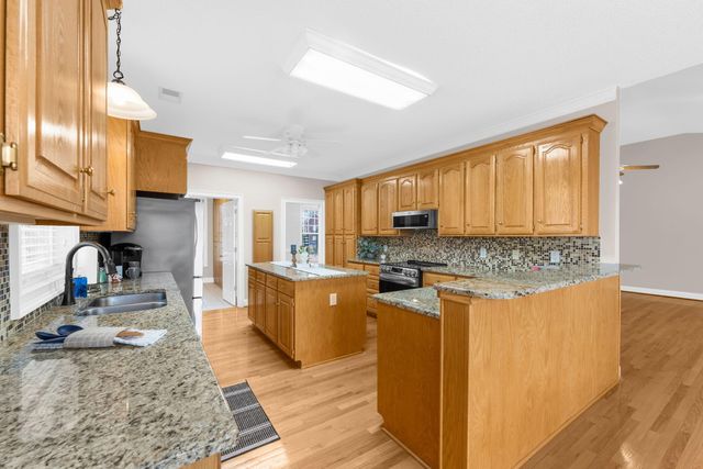 146 Loganberry Circle, Goose Creek, SC 29445