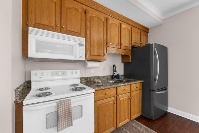 146 Loganberry Circle, Goose Creek, SC 29445