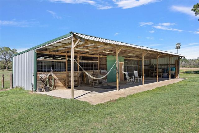 394 Fm 230, Trinity, TX 75862