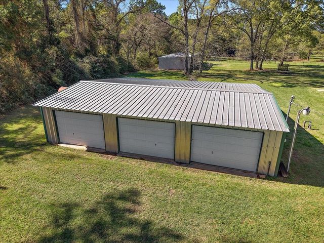 394 Fm 230, Trinity, TX 75862