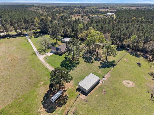 394 Fm 230, Trinity, TX 75862