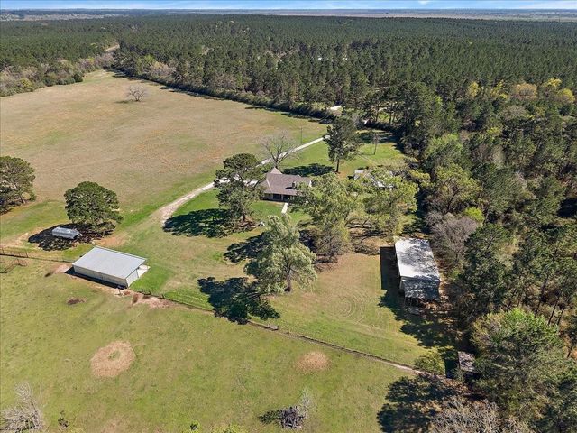 394 Fm 230, Trinity, TX 75862