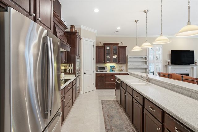 188 Village Drive, Midway, GA 31320