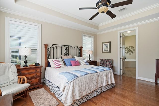 188 Village Drive, Midway, GA 31320