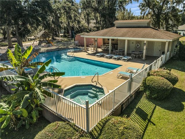 188 Village Drive, Midway, GA 31320