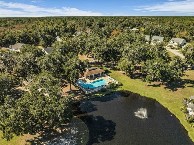 188 Village Drive, Midway, GA 31320