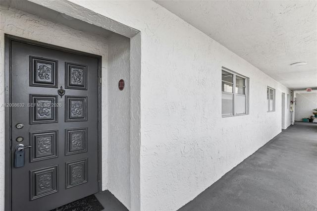 5900 NW 44th Street 312, Lauderhill, FL 33319