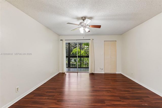 5900 NW 44th Street 312, Lauderhill, FL 33319