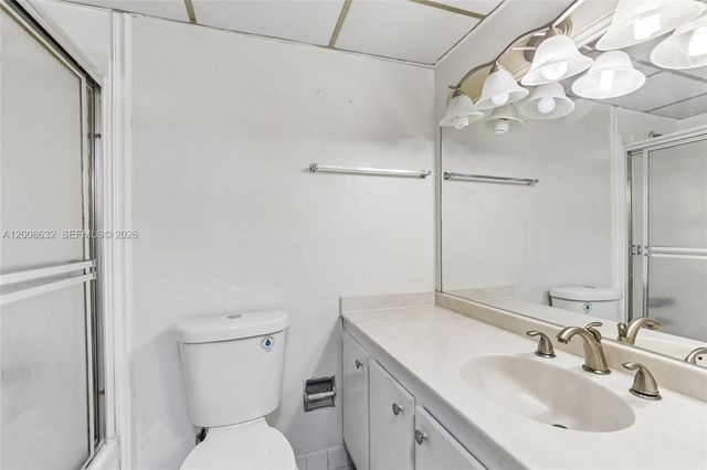 5900 NW 44th Street 312, Lauderhill, FL 33319
