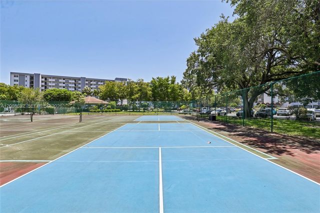 5900 NW 44th Street 312, Lauderhill, FL 33319