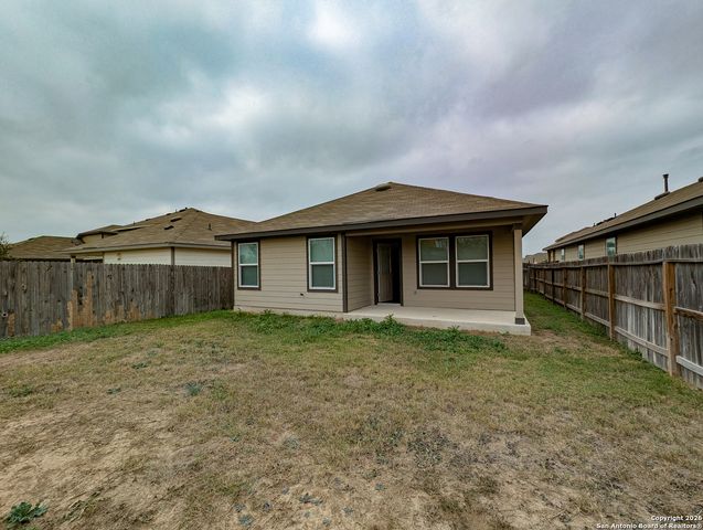 3526 Angus, San Antonio, TX 78245