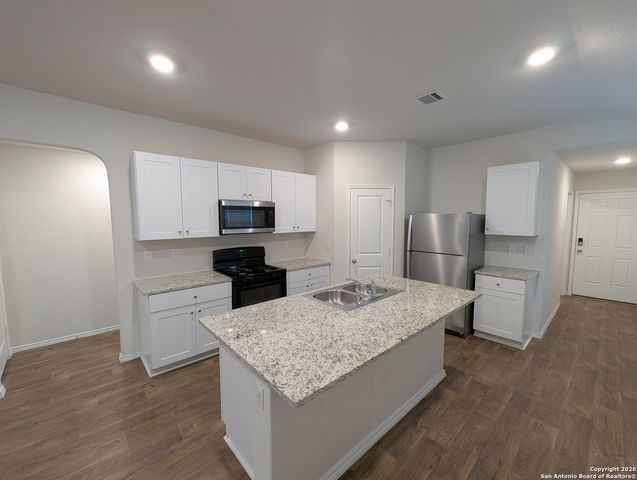 3526 Angus, San Antonio, TX 78245