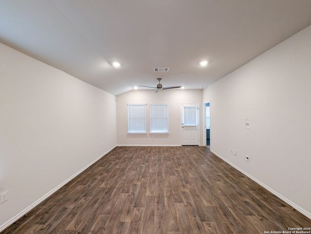 3526 Angus, San Antonio, TX 78245