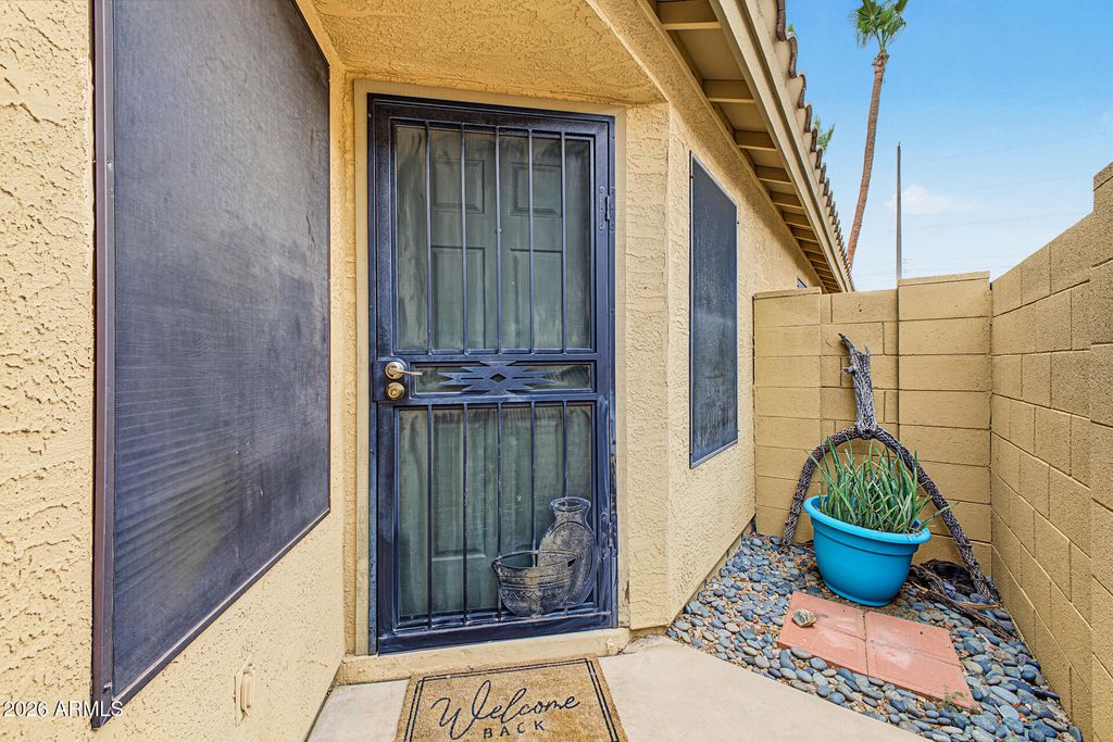 3357 E BLACKHAWK Drive, Phoenix, AZ 85050 — photo 4