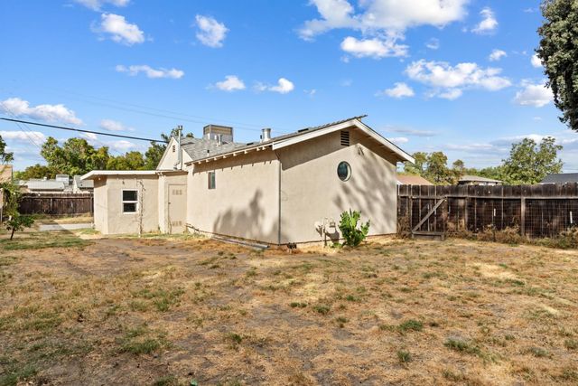 1401 TEBBUTT Ave, Modesto, CA 95350