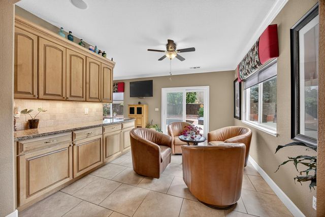 2712 Ashland Ct, Rocklin, CA 95765