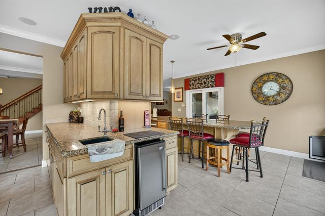 2712 Ashland Ct, Rocklin, CA 95765