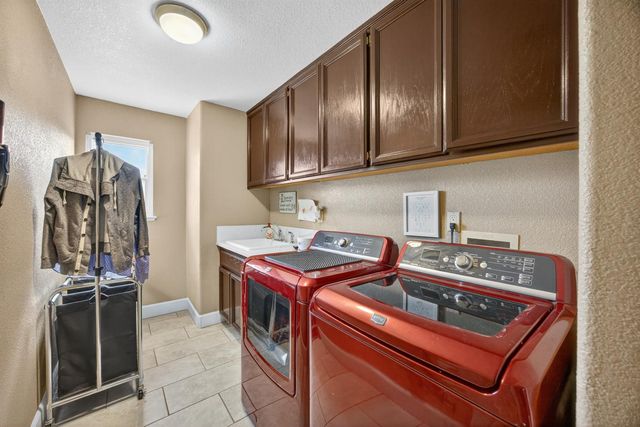 2712 Ashland Ct, Rocklin, CA 95765
