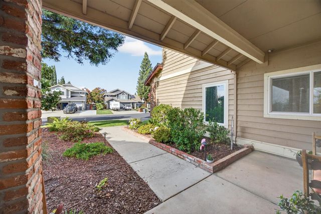 2712 Ashland Ct, Rocklin, CA 95765