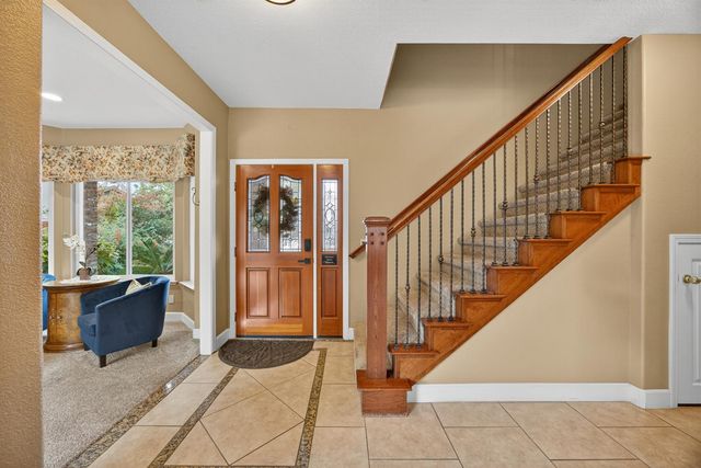 2712 Ashland Ct, Rocklin, CA 95765