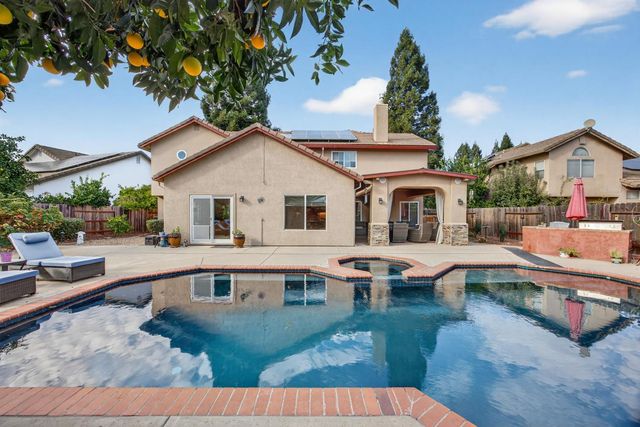 2712 Ashland Ct, Rocklin, CA 95765