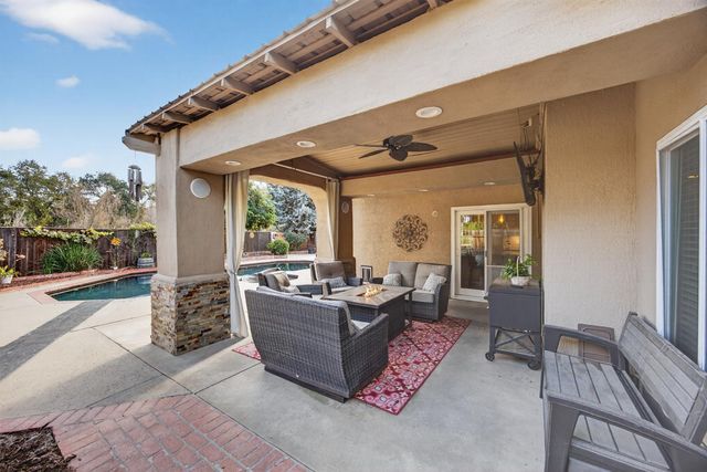 2712 Ashland Ct, Rocklin, CA 95765