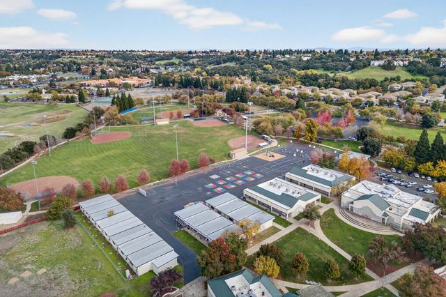2712 Ashland Ct, Rocklin, CA 95765