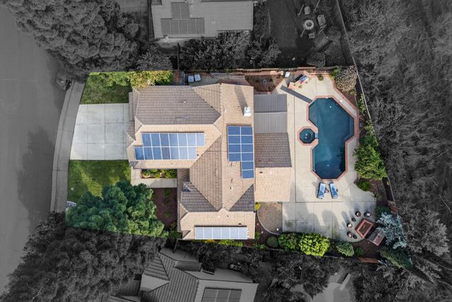 2712 Ashland Ct, Rocklin, CA 95765