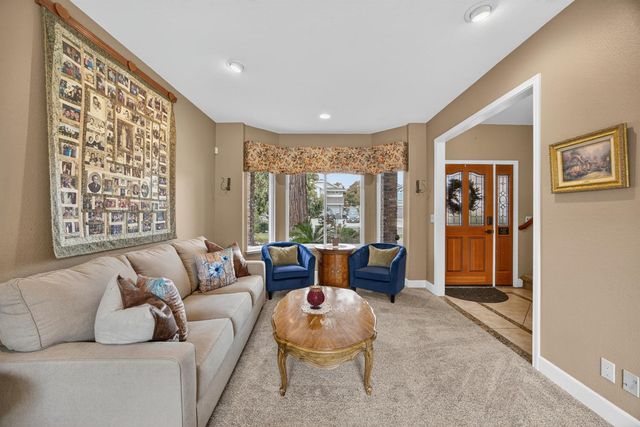 2712 Ashland Ct, Rocklin, CA 95765