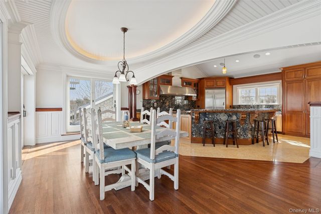 1680 Lands End Road, Orient, NY 11957