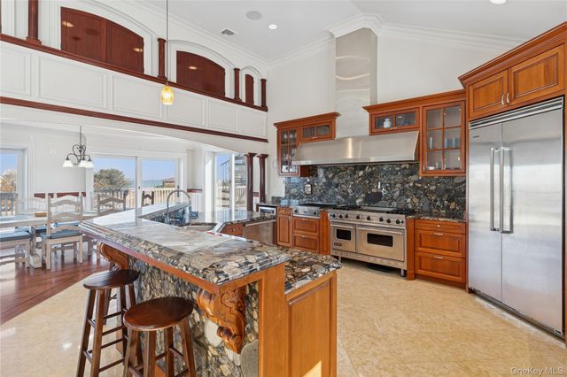 1680 Lands End Road, Orient, NY 11957