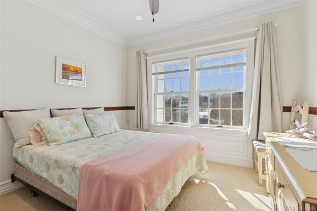 1680 Lands End Road, Orient, NY 11957