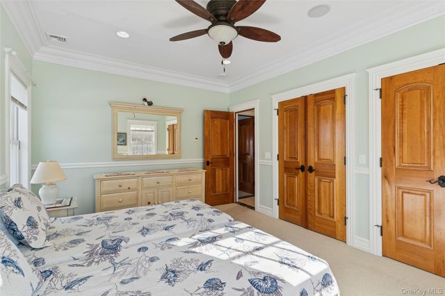 1680 Lands End Road, Orient, NY 11957