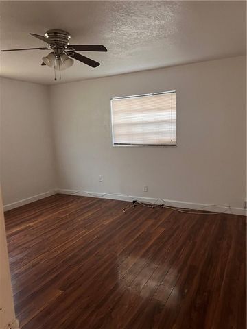 5201 SW 19th Street, West Park, FL 33023